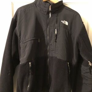 Men’s North Face Denali size Large